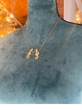 Load image into Gallery viewer, Necklace Sea Horse

