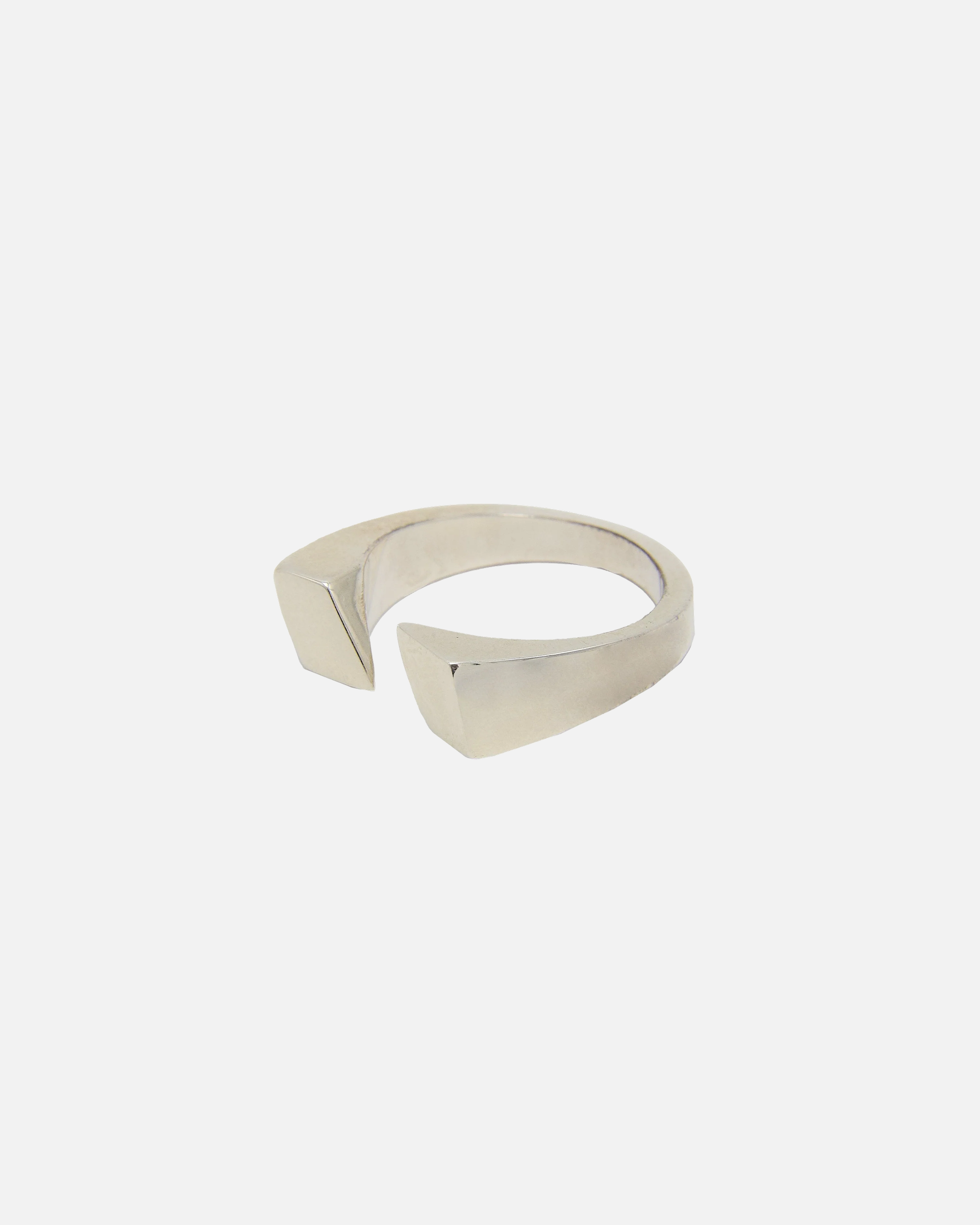 Ring Nesa