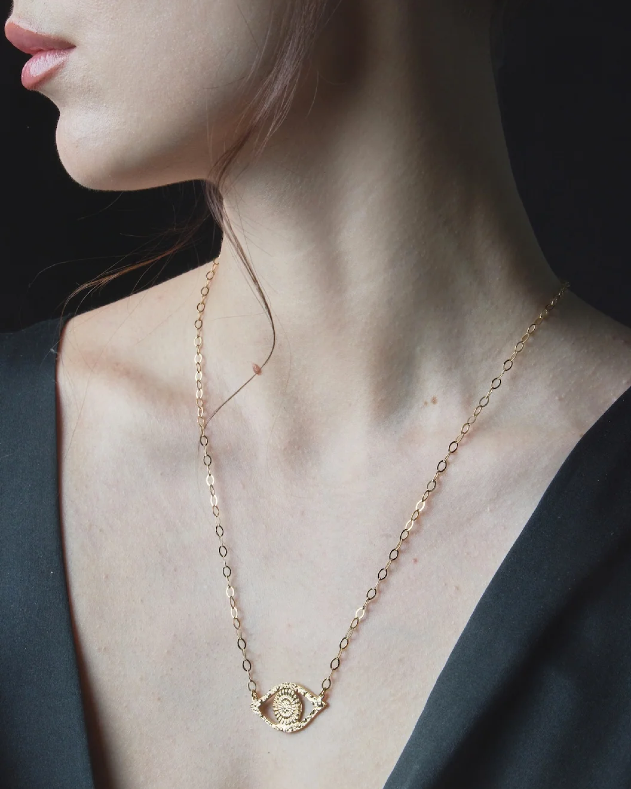 Eye Head Design / Necklace
