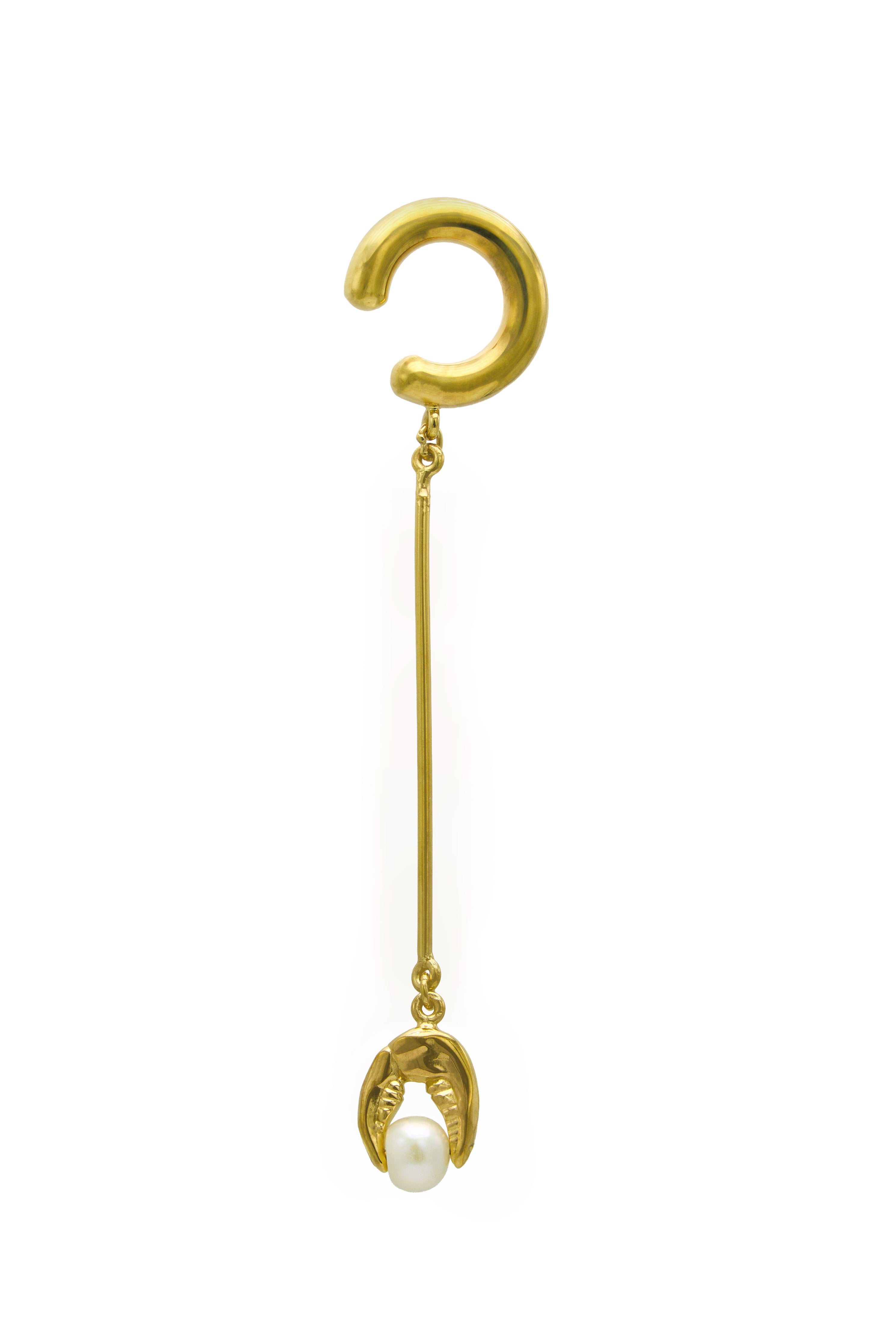 Earcuff Barra Crab & White Pearl