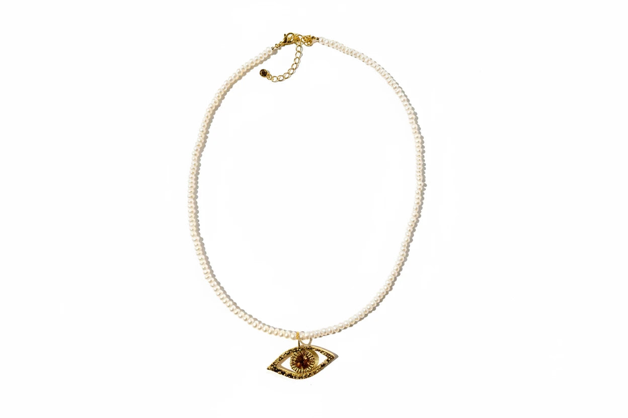 Necklace Pearls and Big Charm