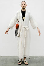 Cargar imagen en el visor de la galería, Kimono Largo para El / Natural
