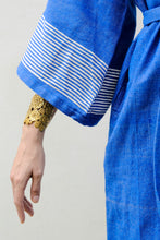 Load image into Gallery viewer, Long Kimono for Him Le Grand Bleu
