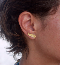 Charger l&#39;image dans la galerie, Earrings Feather Gold - Sophie Simone Designs
