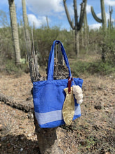 Load image into Gallery viewer, Tote Bag Le Grand Bleu
