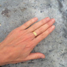Load image into Gallery viewer, Ring Pluma - Sophie Simone Designs
