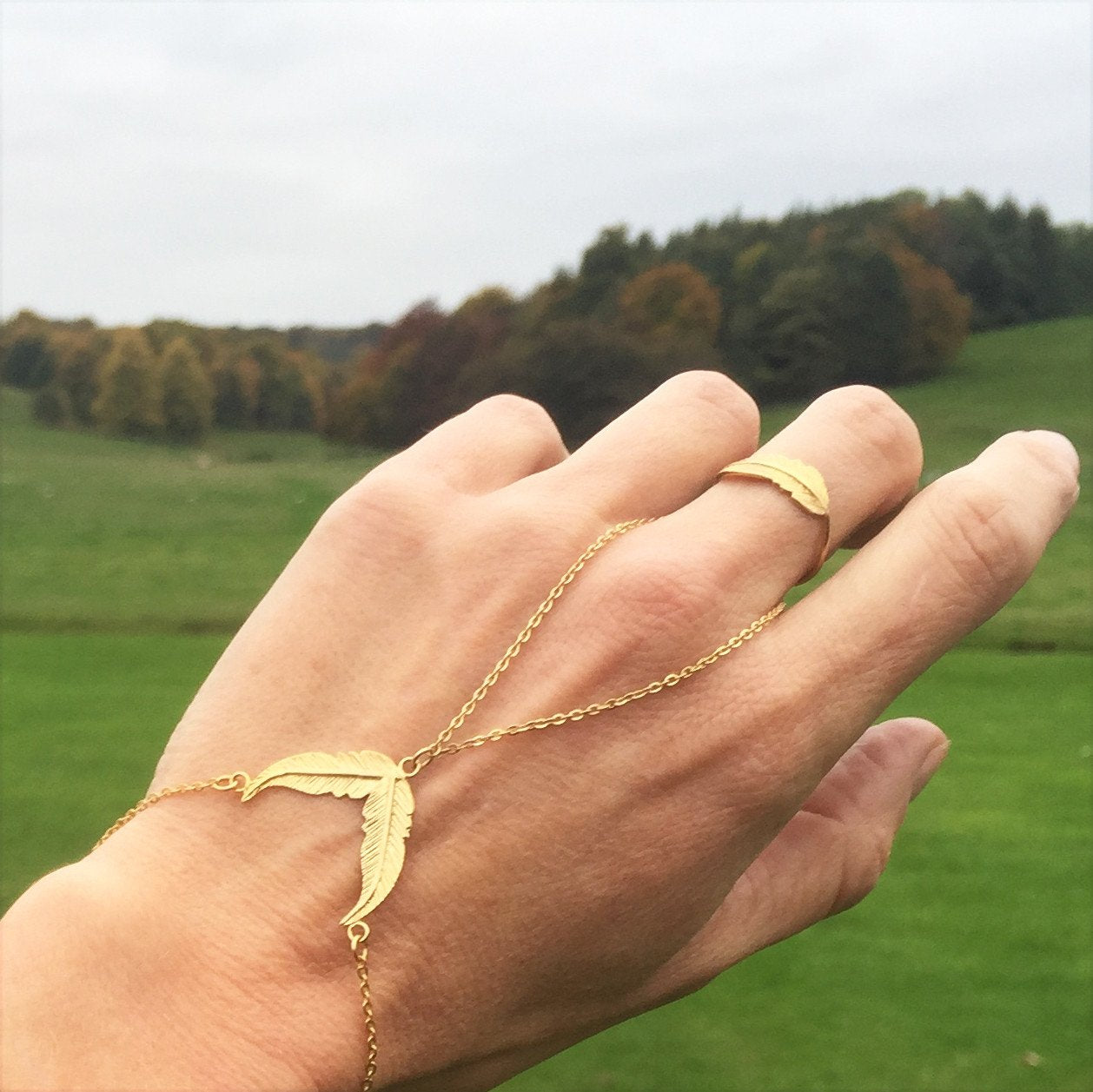 Hand Bracelet Pluma - Sophie Simone Designs
